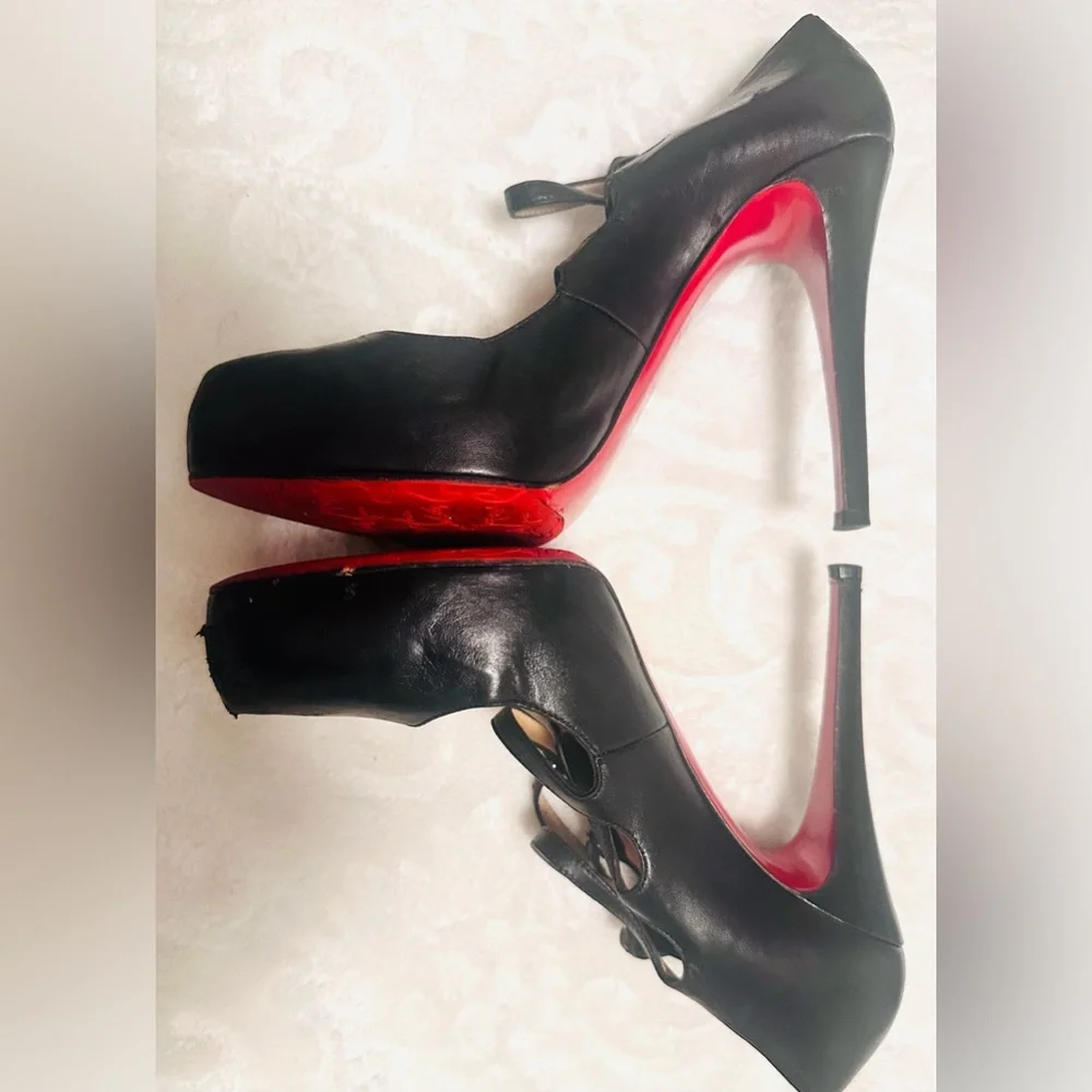 Chic Black and Red Women's Louboutin Heels - Picture 10 of 14